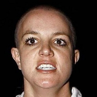 Brittany Spears Shaved Head 49